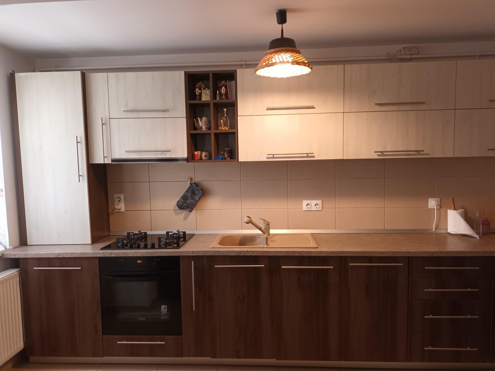 Apartament 3 camere Urban Coresi