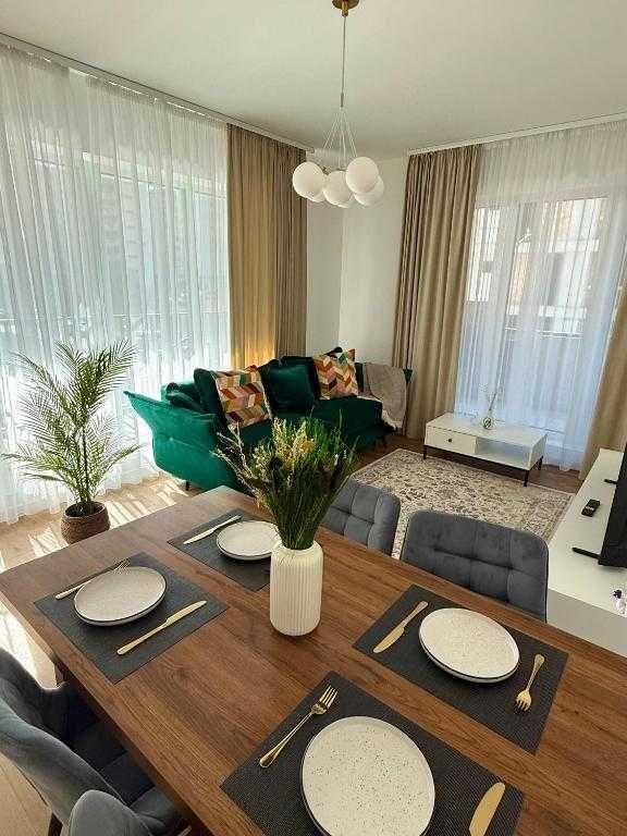 Apartament 2 camere de inchiriat situat la câțiva pași de Coresi Mall - imagine 1