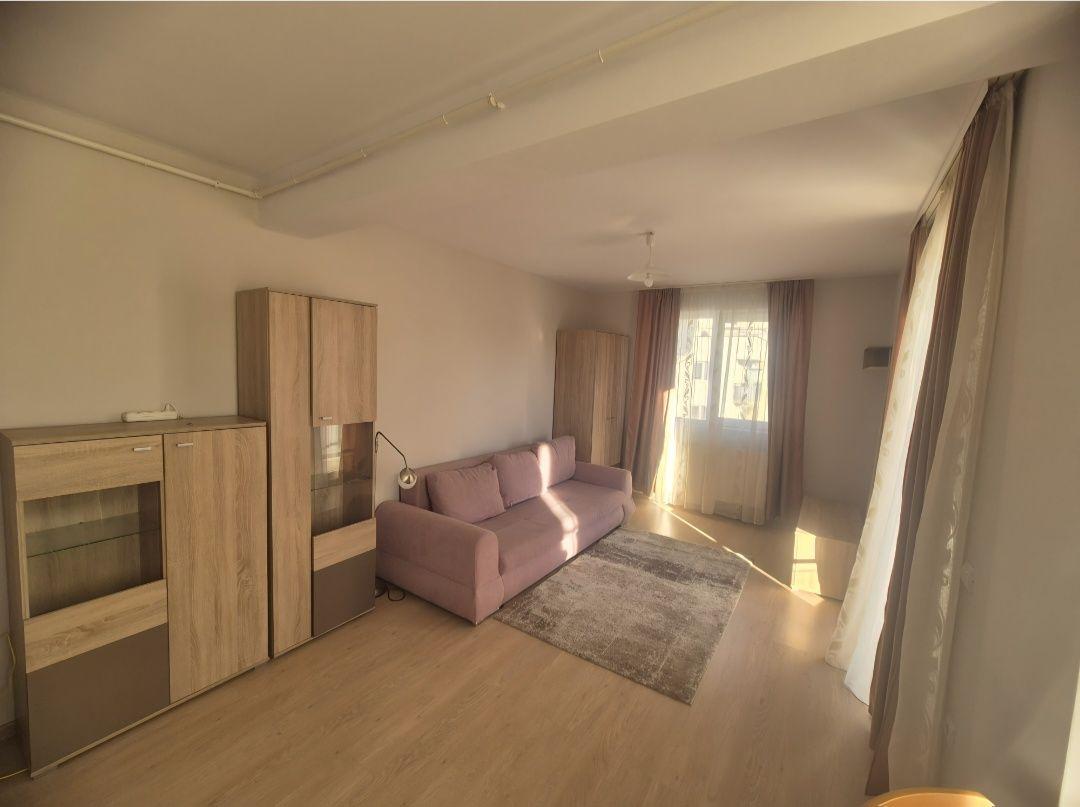 Proprietar inchiriez garsoniera Brasov,  zona Coresi