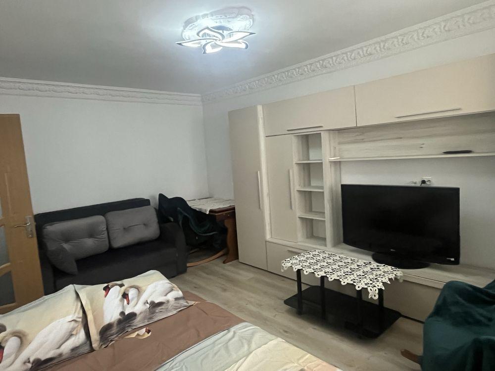 Apartament 2/3 camere langa universitate zona ciresica - imagine 1