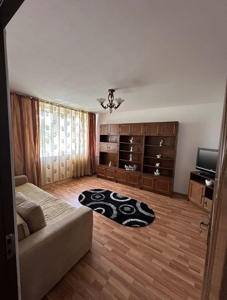 Apartament 2 camere Decomandat Calea Bucuresti 56 mp O76O 524.134 Etaj 3/4