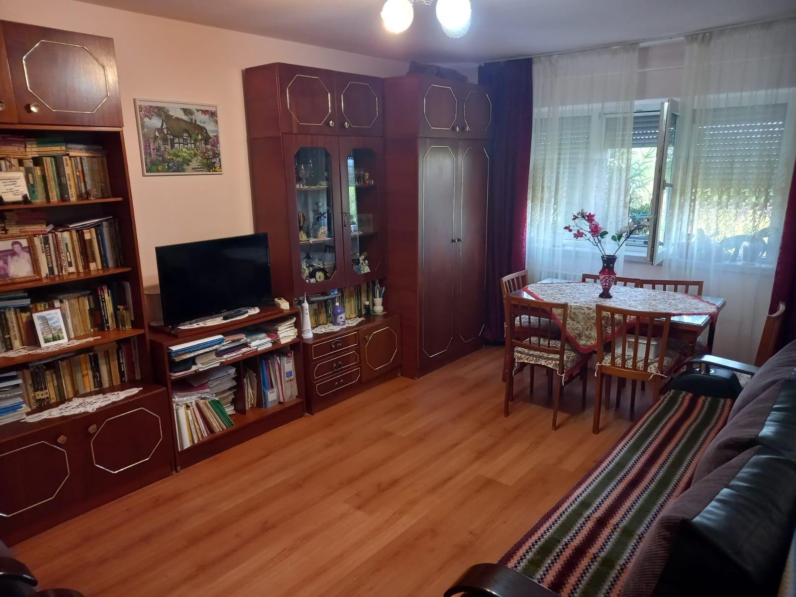 Apartament 2 camere, 50 mp, zona Cornitoiu