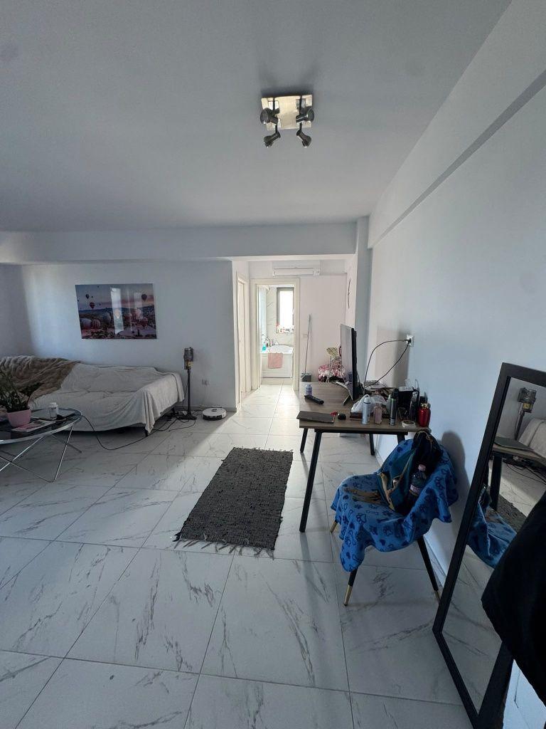Apartament superb 2 camere,parter înalt