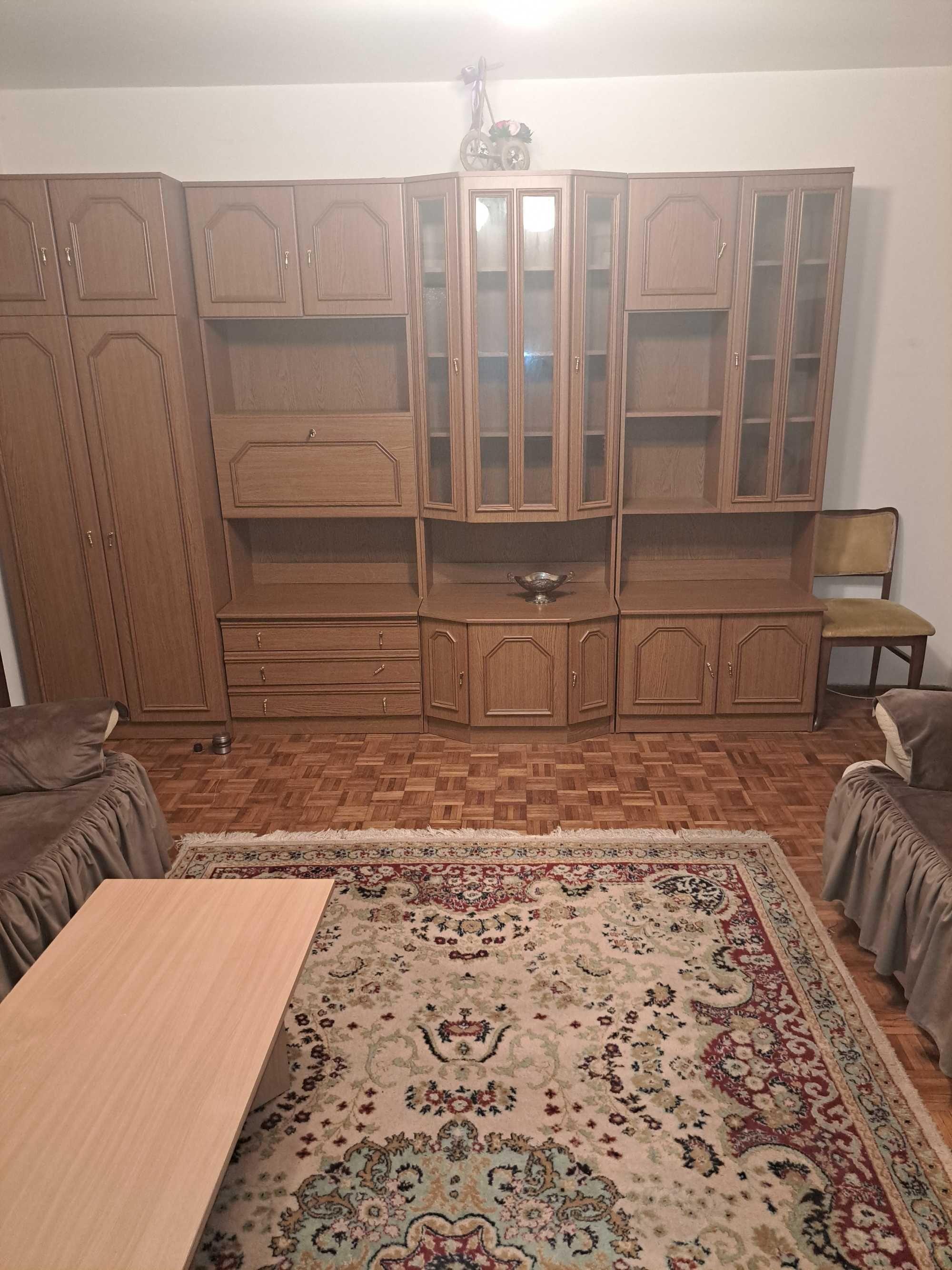 Inchiriere apartament 2 camere Craiovita Noua