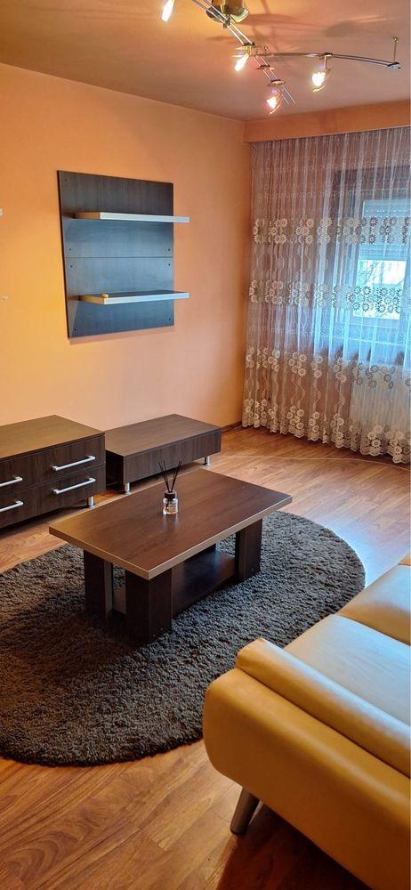 Închiriez apartament Craiova cartier 1 Mai