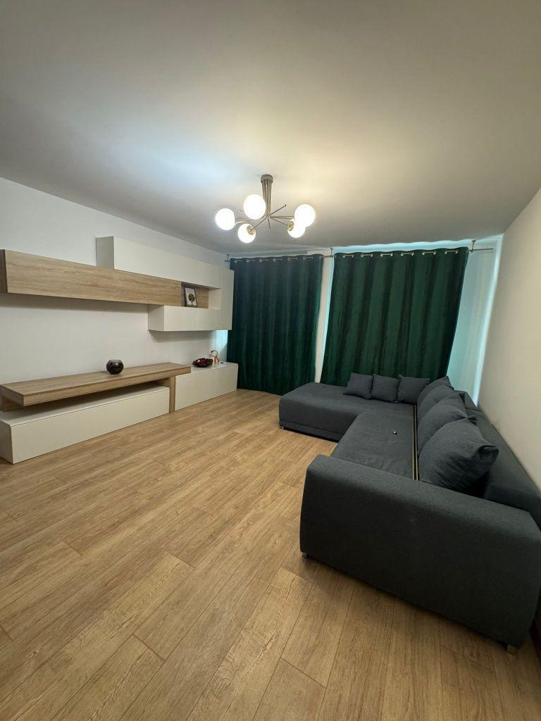 Închiriez apartament 3 camere, 2bai, Centrala termica - imagine 1