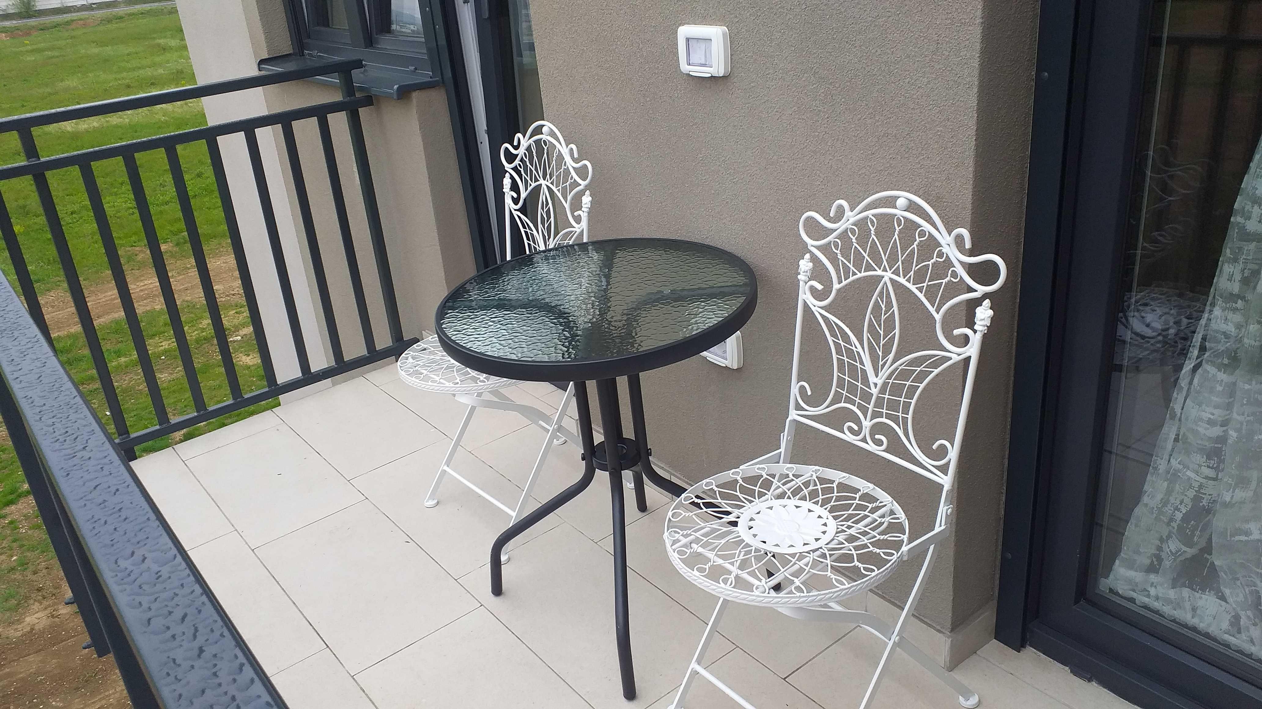 vand apartament cu 2 camere/bloc nou/Nufarul
