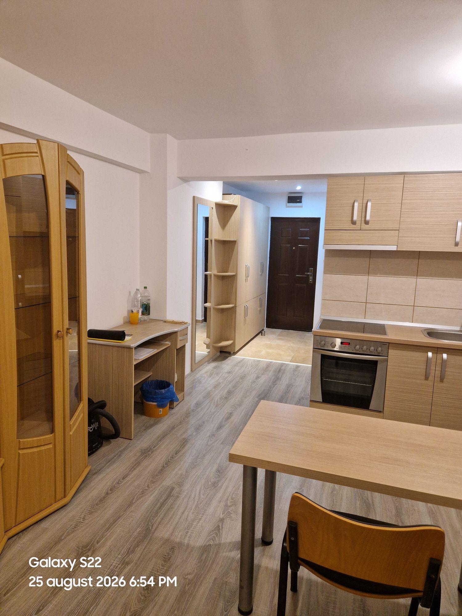 Vând apartament 1camera situat în Prima Nufarul