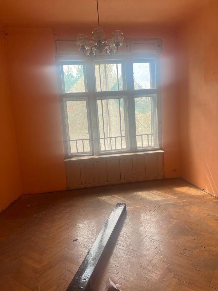 Vand apartament central,vizibilitate Parc Balcescu, Oradea, 110m2 util