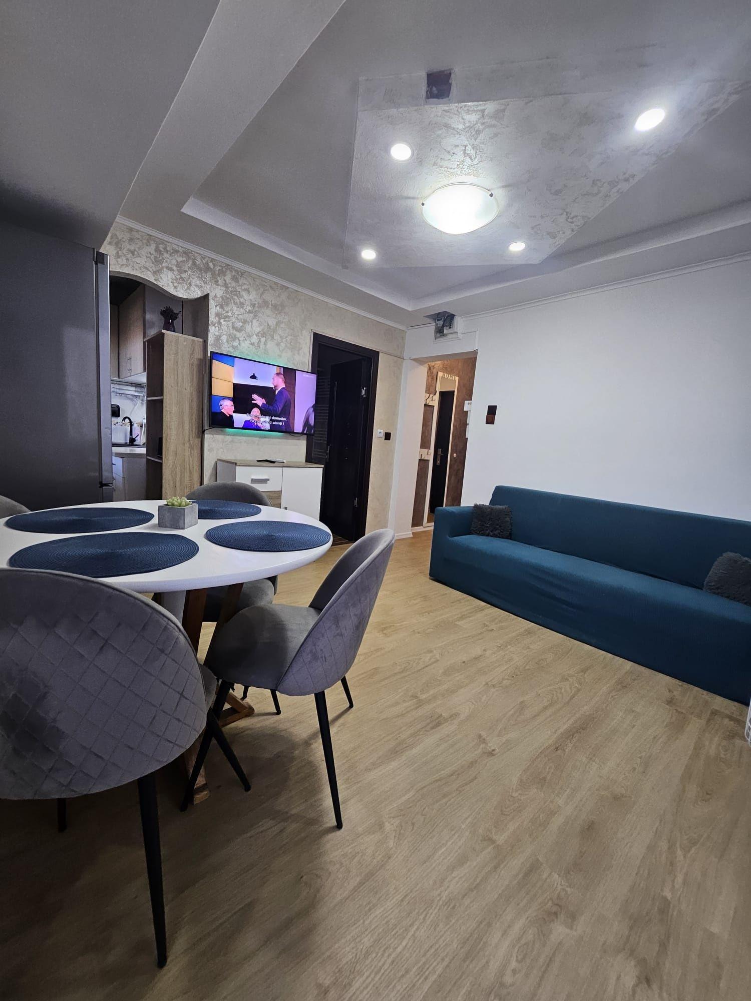 Apartament cu 2 camere + terasă B-dul Dacia