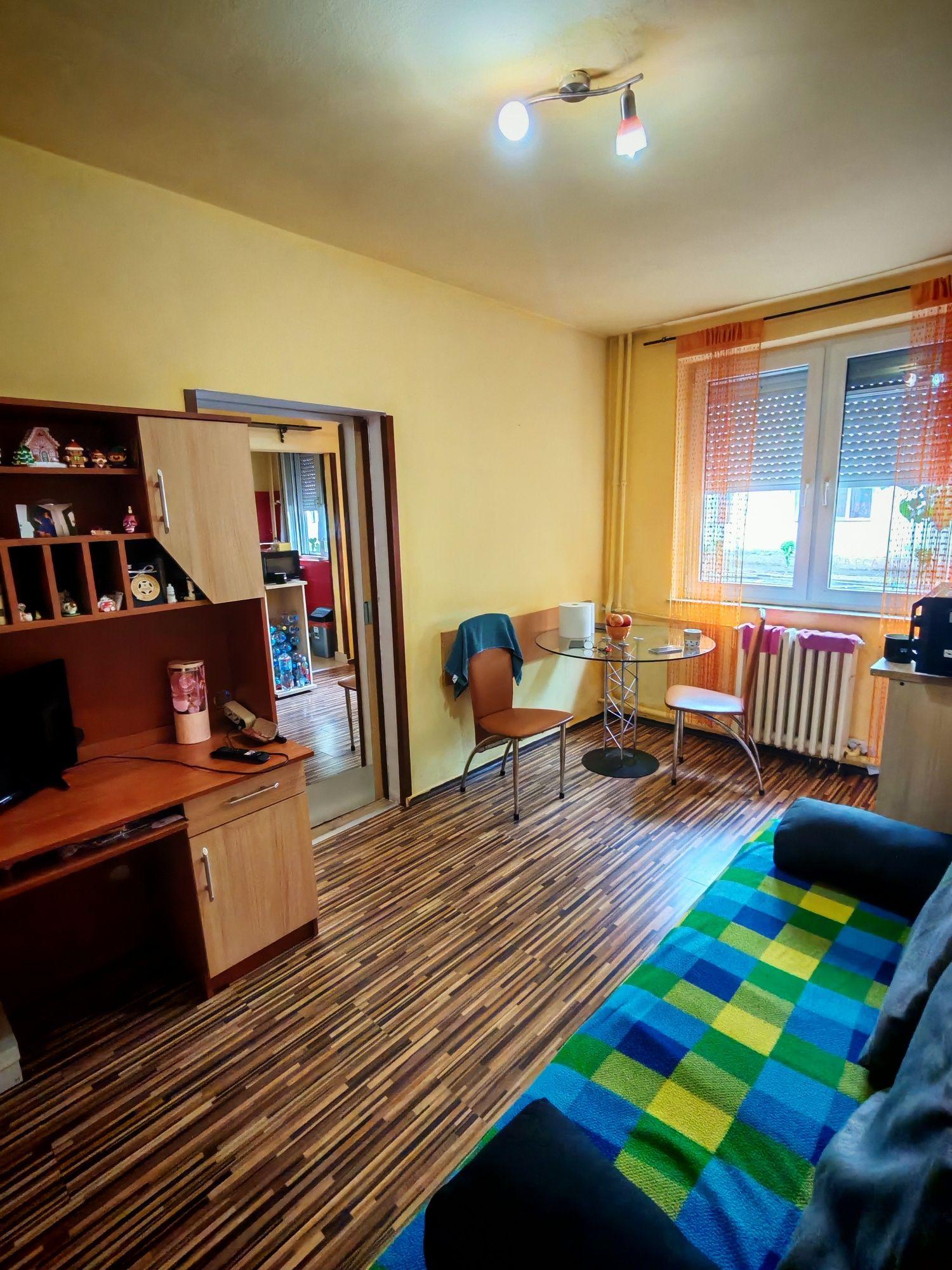 Chirie apartament