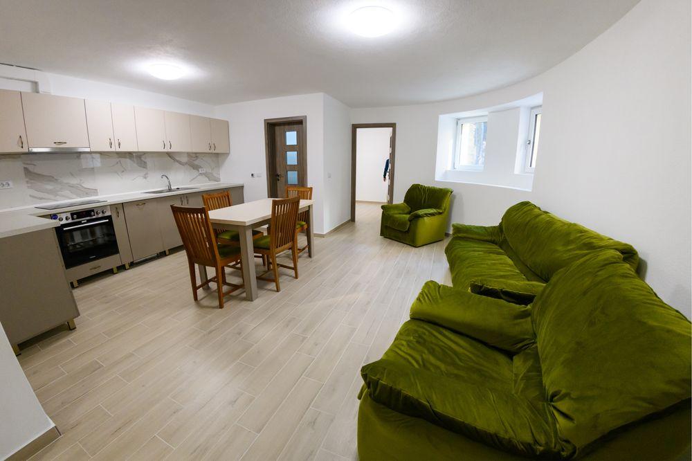 Apartament de inchiriat - centru Oradea - zona centrala- Demisol - imagine 1