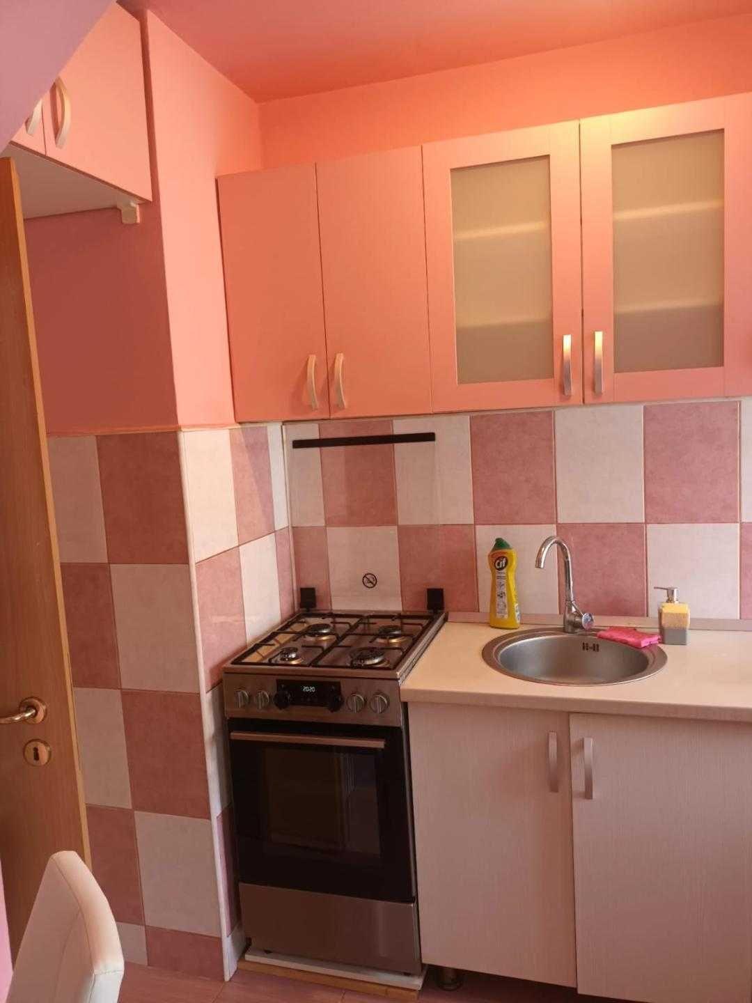 inchiriere apartament cu 3 camere