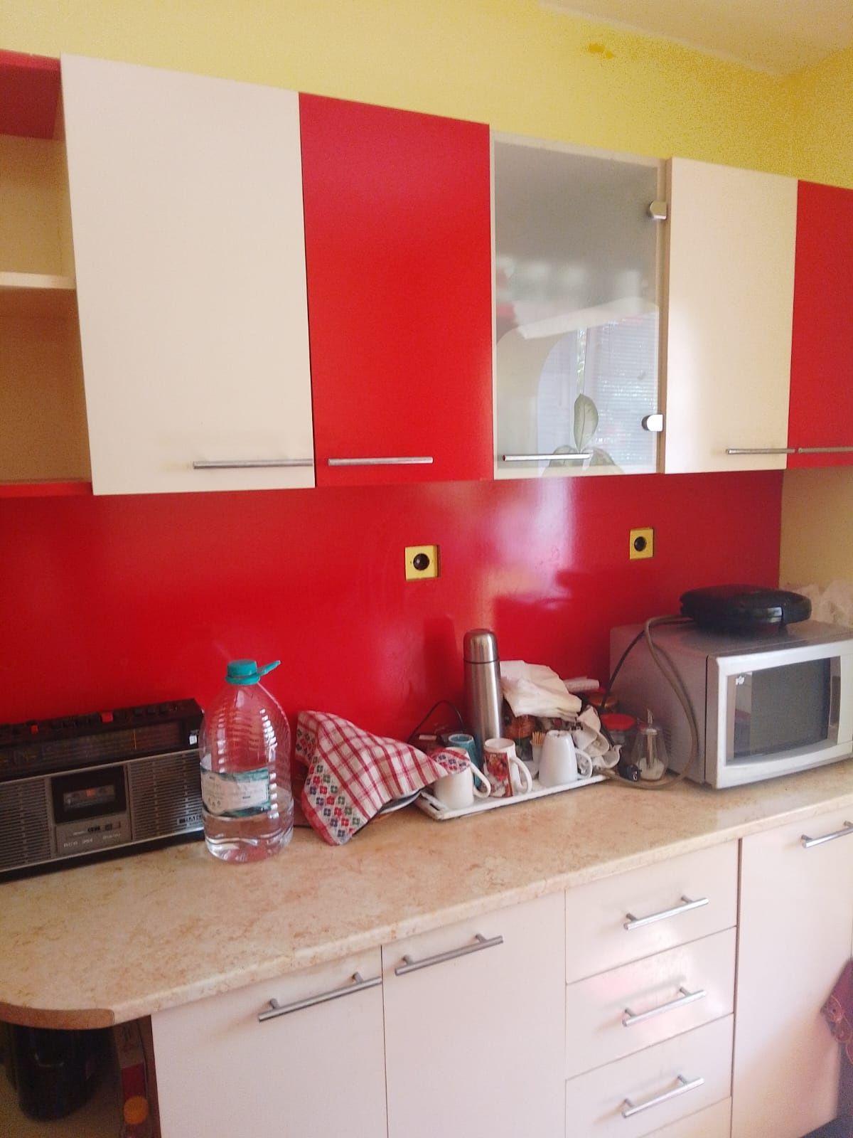 Închiriez apartament in zona rogerius