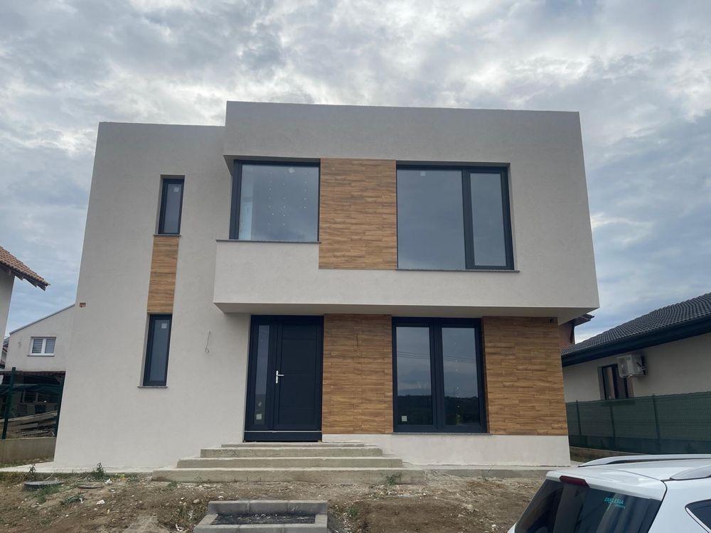 Vand casa in stil mediteranian  in cartier Tineretului Oradea