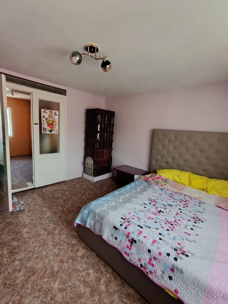 Vand casa in centru Aleșd