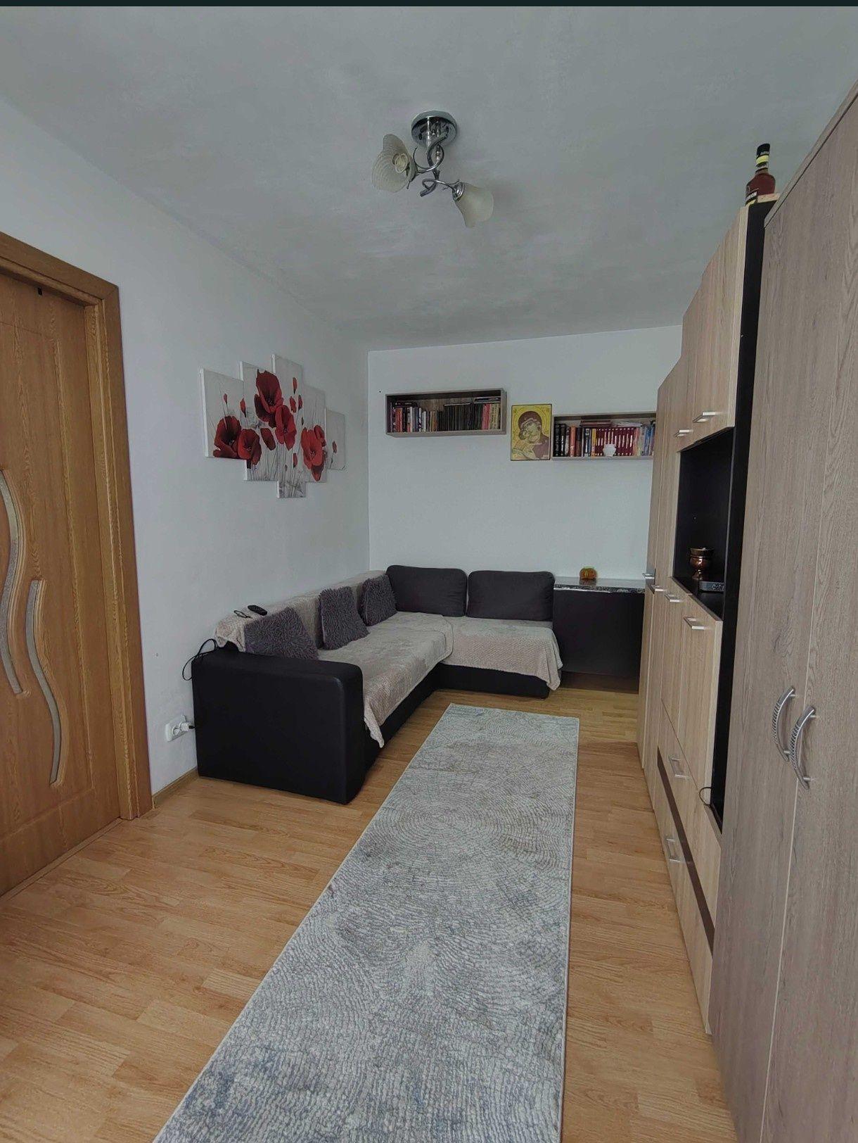 Apartament 2 camere zona vest
