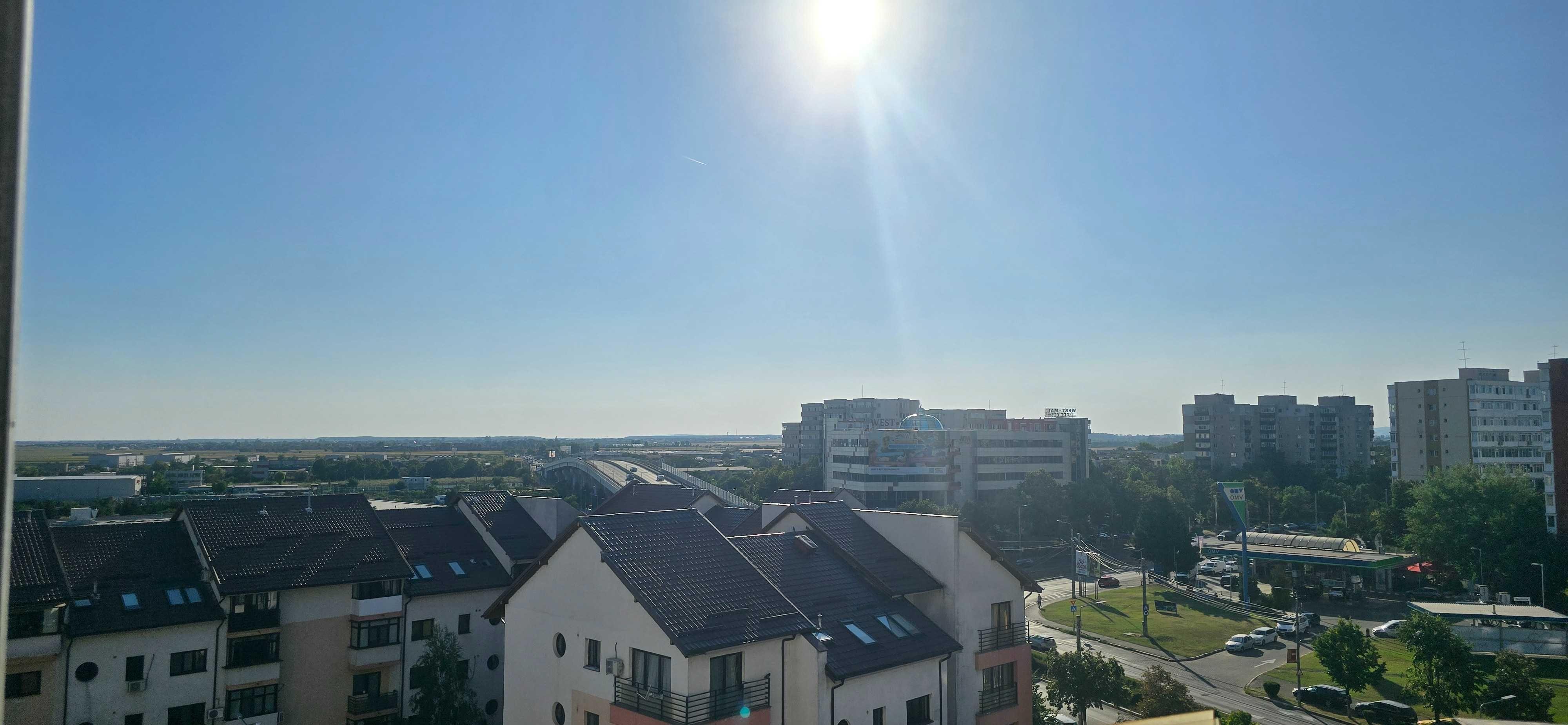 Apartament 4 camere, 80 mp, decomandat, centrala proprie, lift nou, renovat la alb - imagine 1