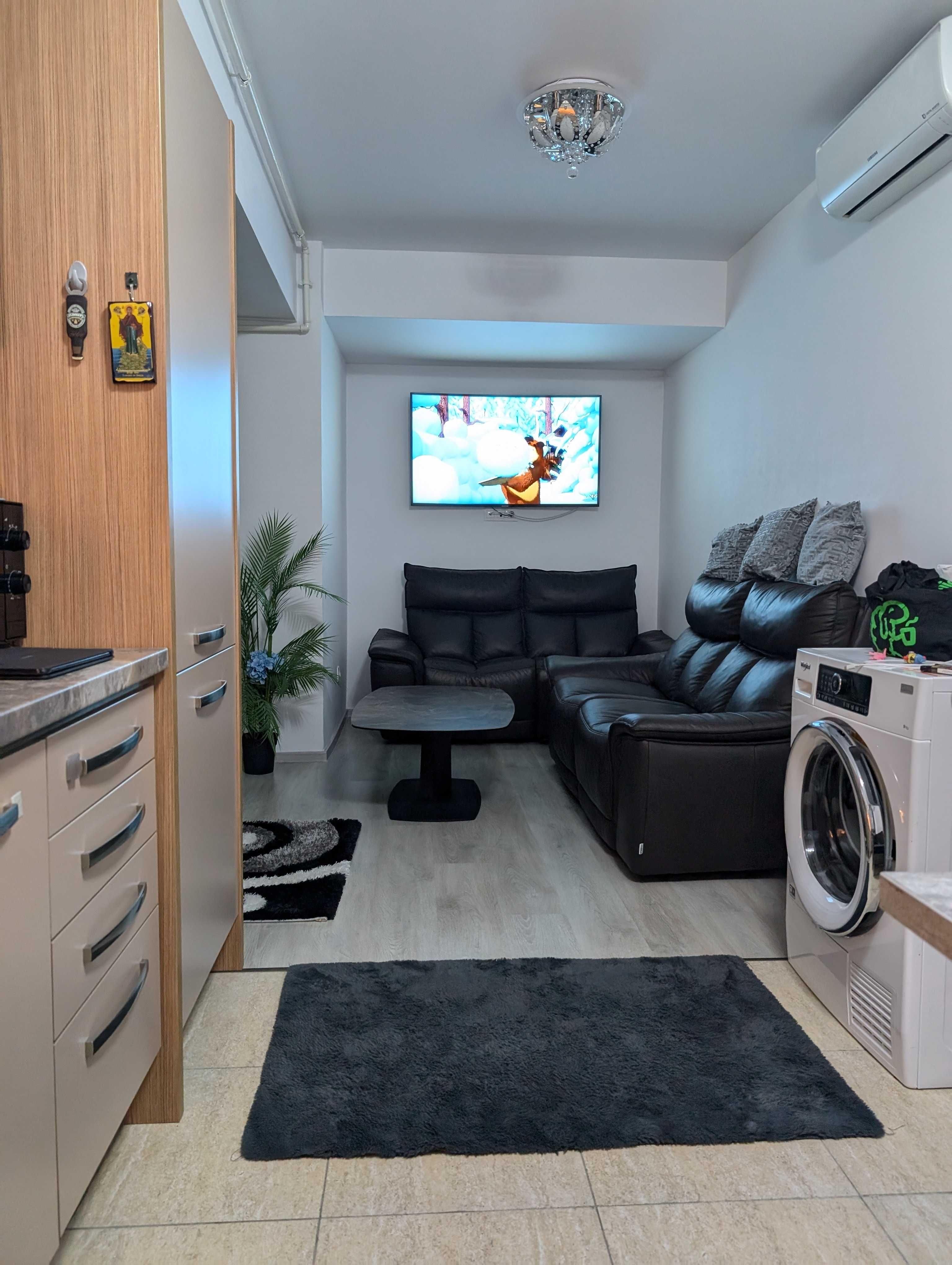 De inchiriat Apartament 3 camere Rezidential 9 Mai  Ploiesti ,Bloc nou