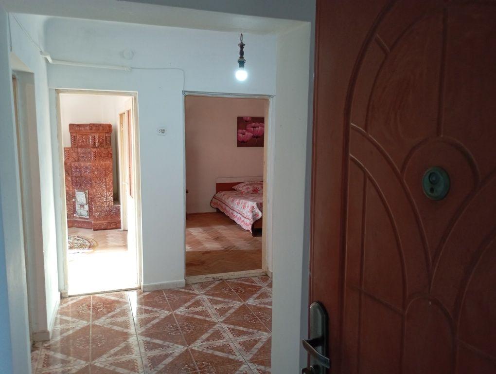 Vând urgent casă în Ploiesti - imagine 1