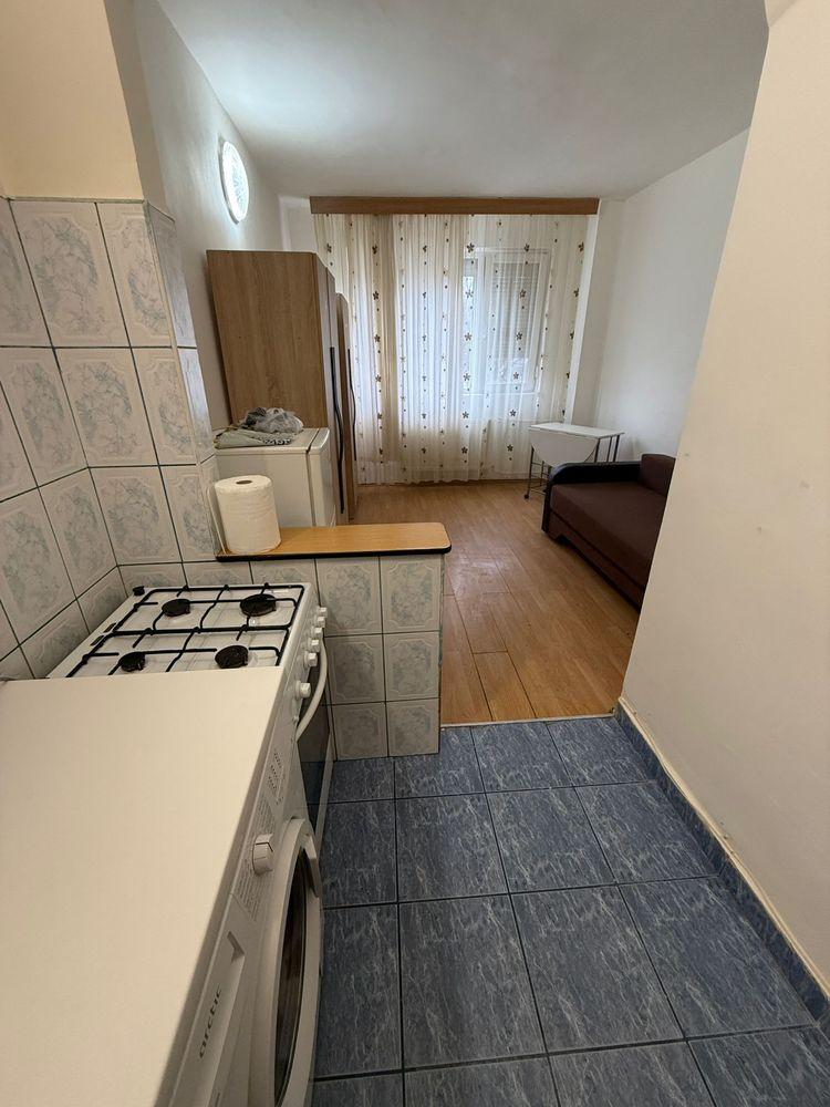 Garsoniera de vanzare