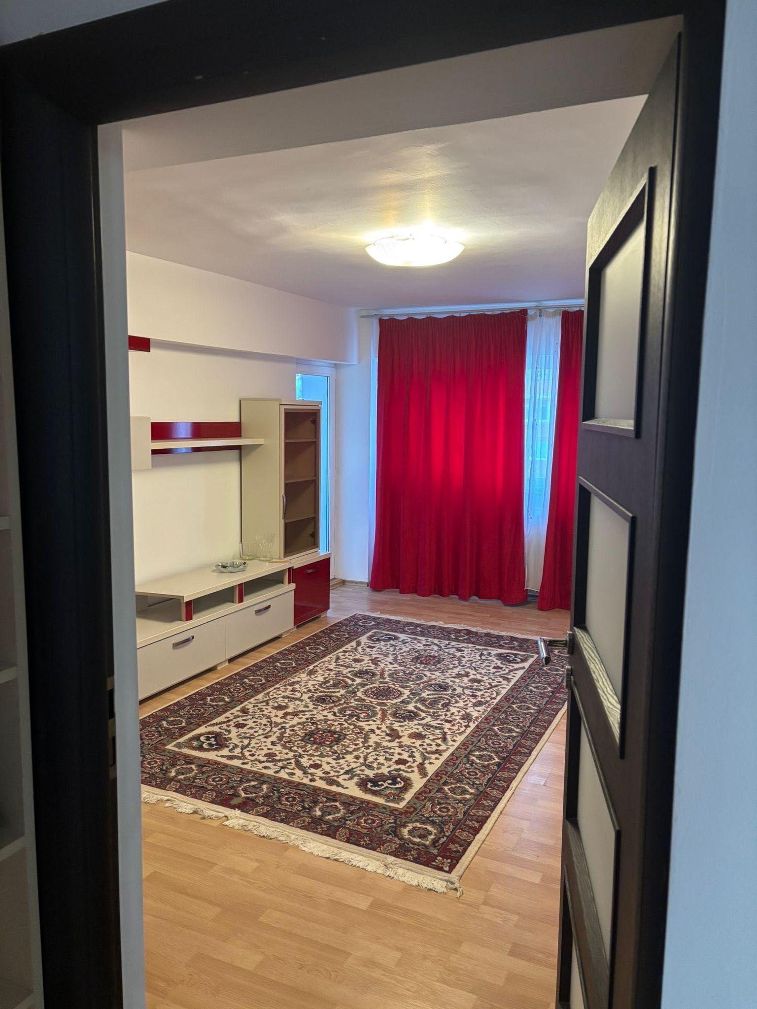 3 camere de închiriat Mosilor
