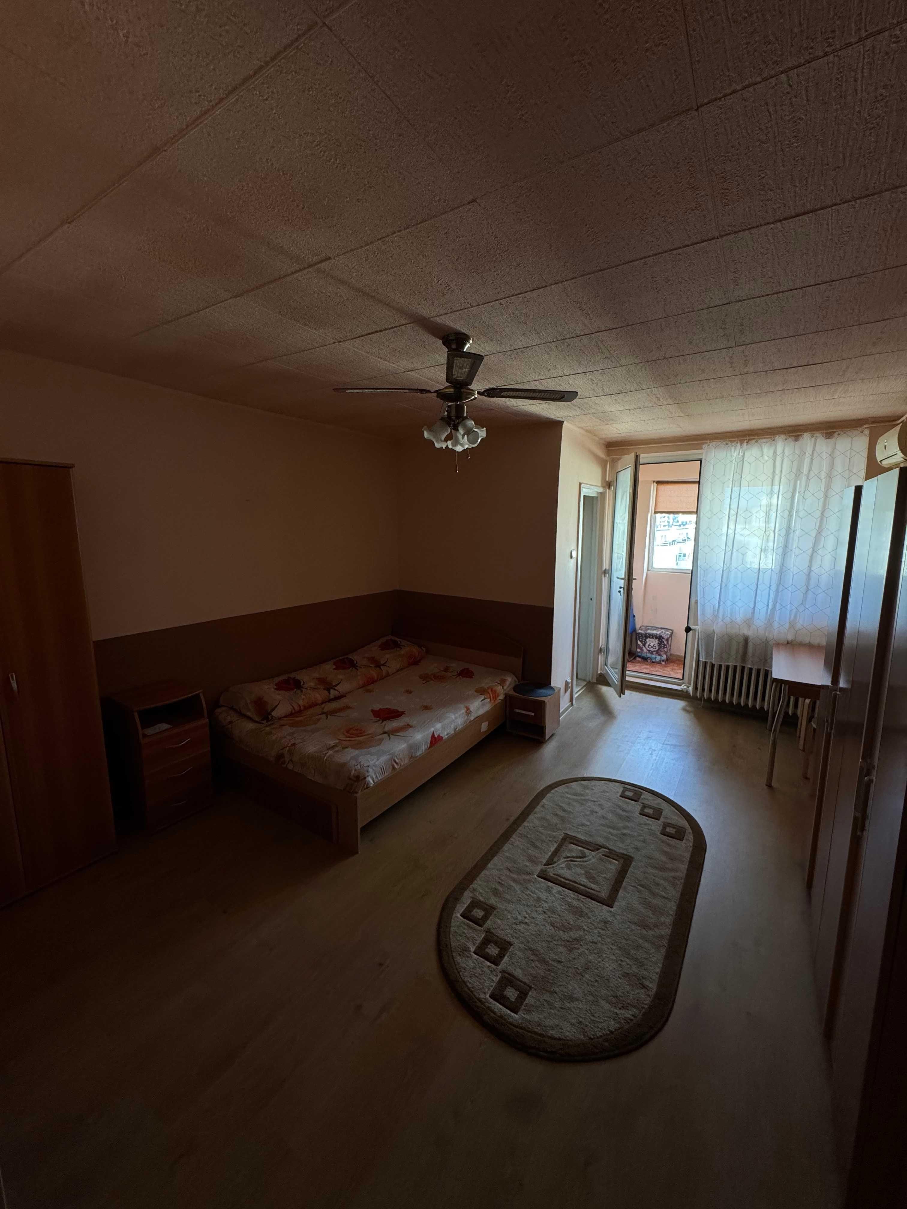 DE VANZARE Garsoniera Bucuresti, Zona Chisinaului - imagine 1