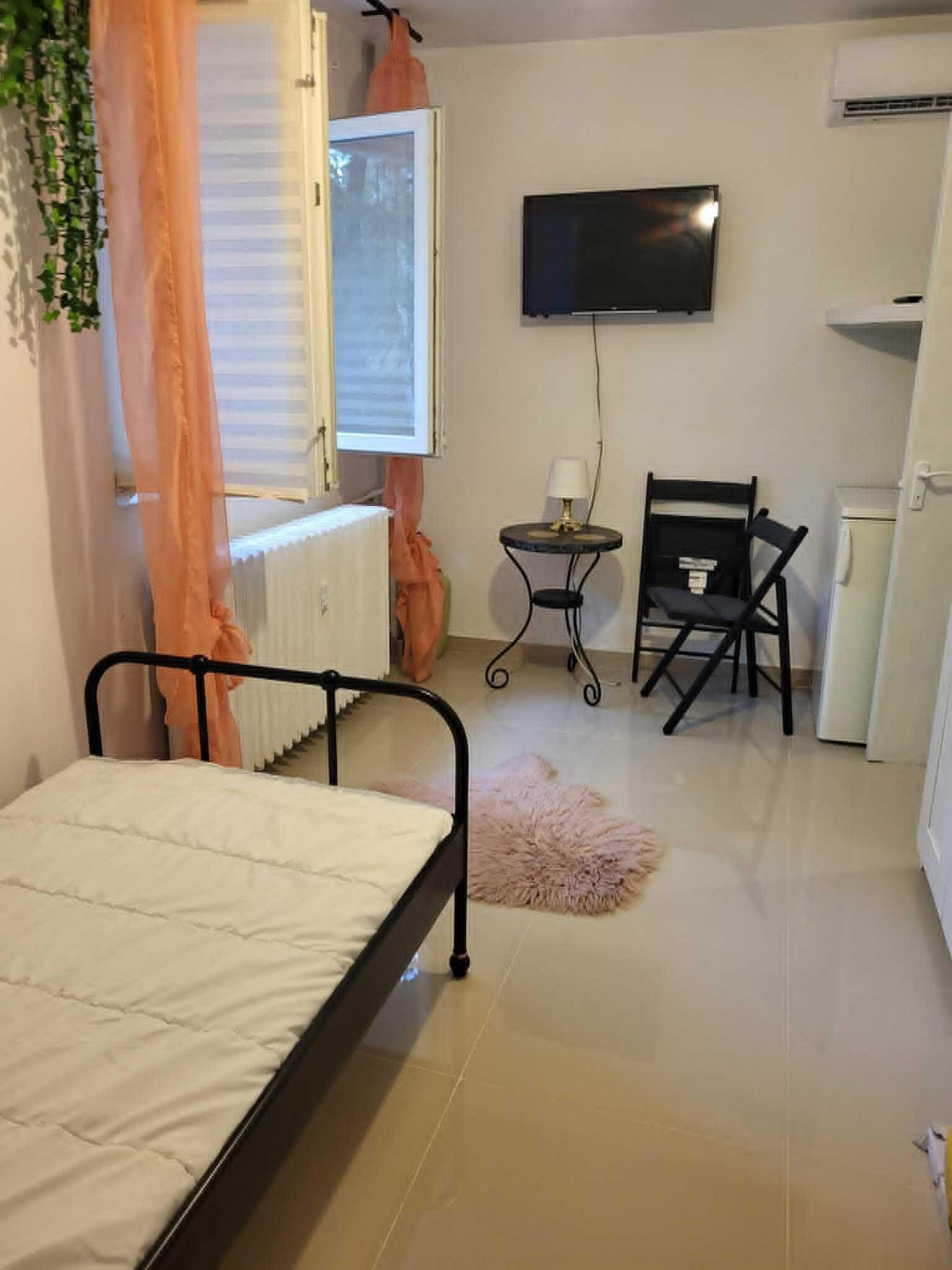 Garsoniera  DE VANZARE rond Alba Iulia , sect 3 .ideala pentru Airbnb