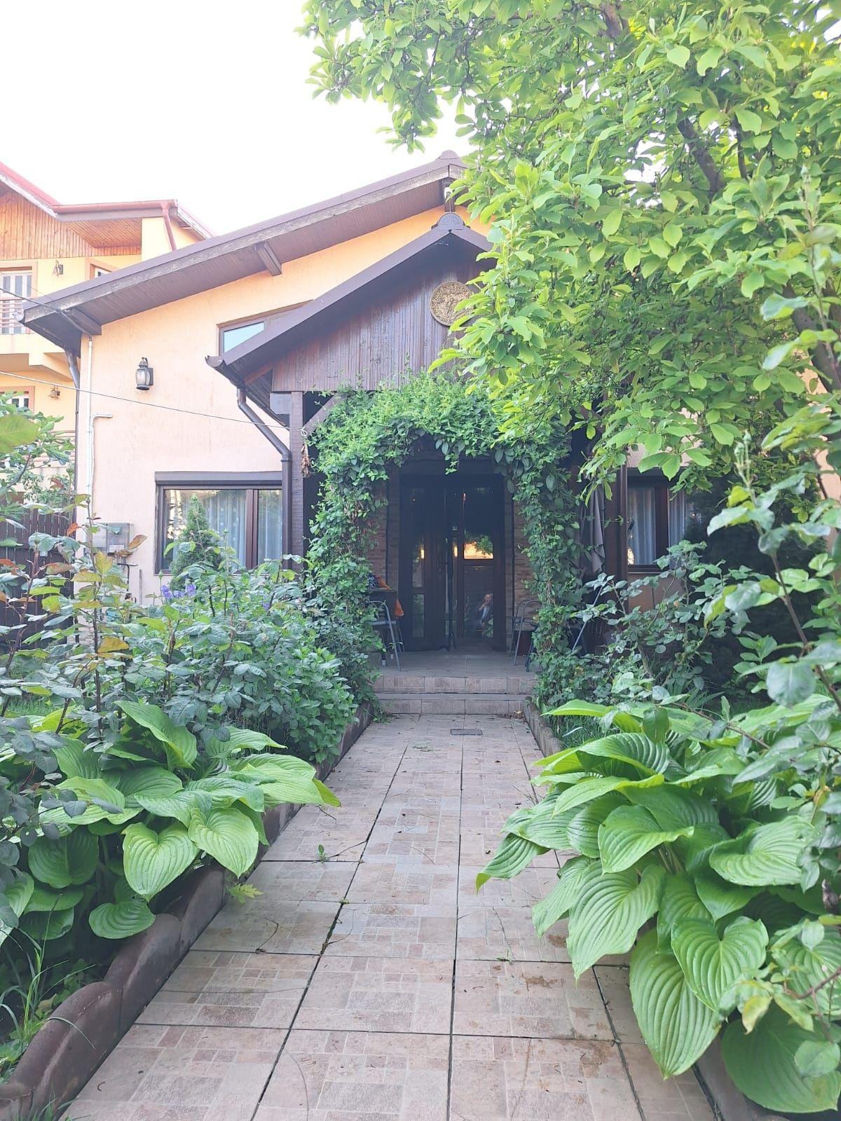 Casa de vanzare Cartier 23