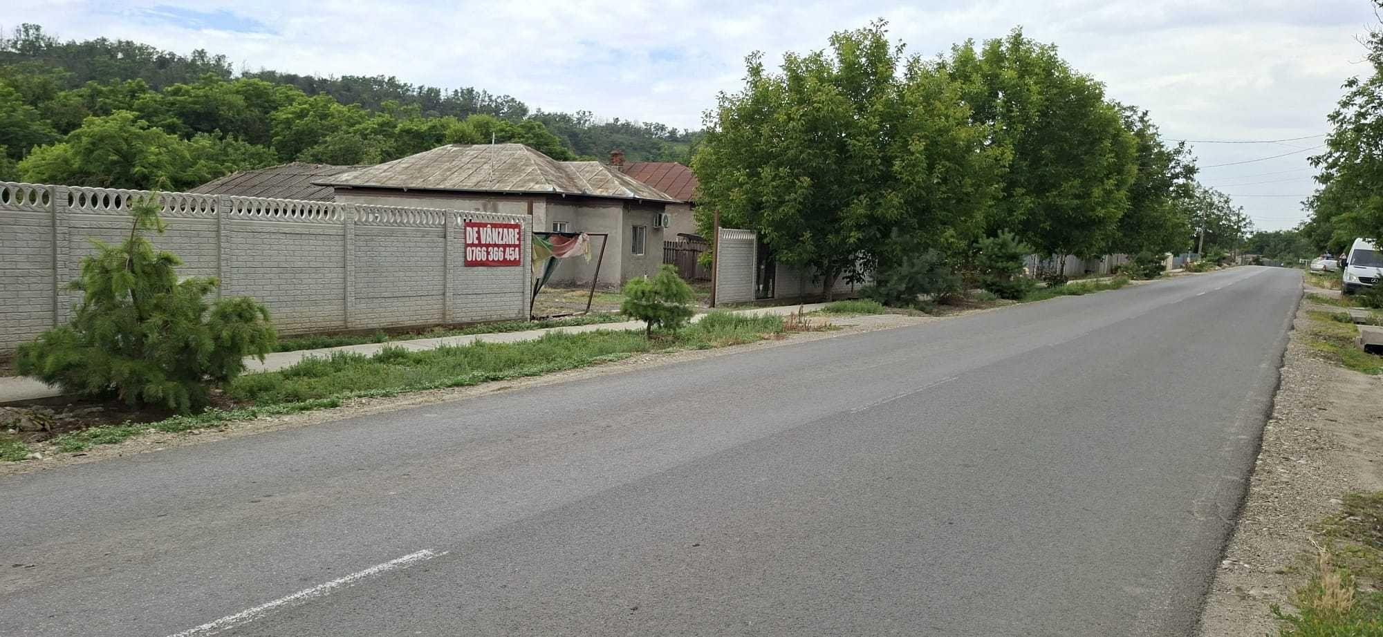 Casă +Teren 2000mp(45 km de Bucuresti)-Ideal Locuință sau Afacere - imagine 1