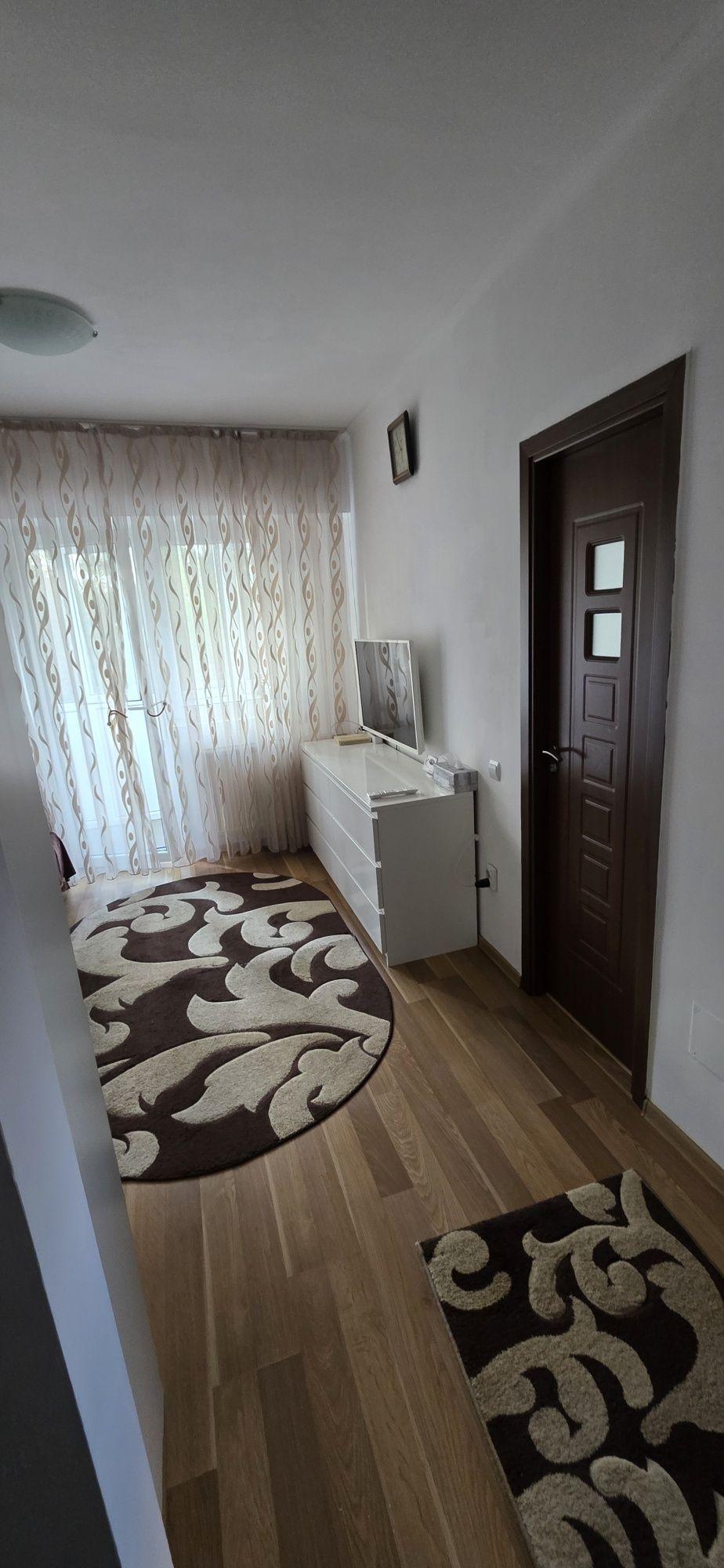 Proprietar - vand garsoniera mobilata si utilata