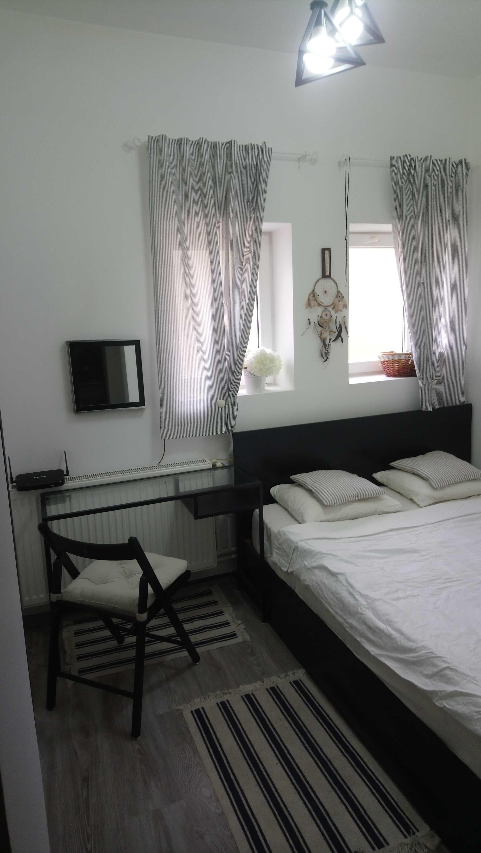 Apartament 2 cam demisol 11 Iunie