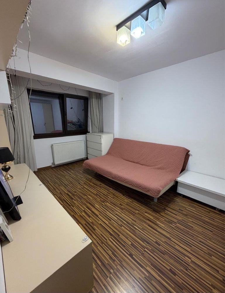 Apartament 2 camere decomandat | Drumul Binelui 184–188 | Parcare inclusă | Centrală proprie | Balcon mare închis