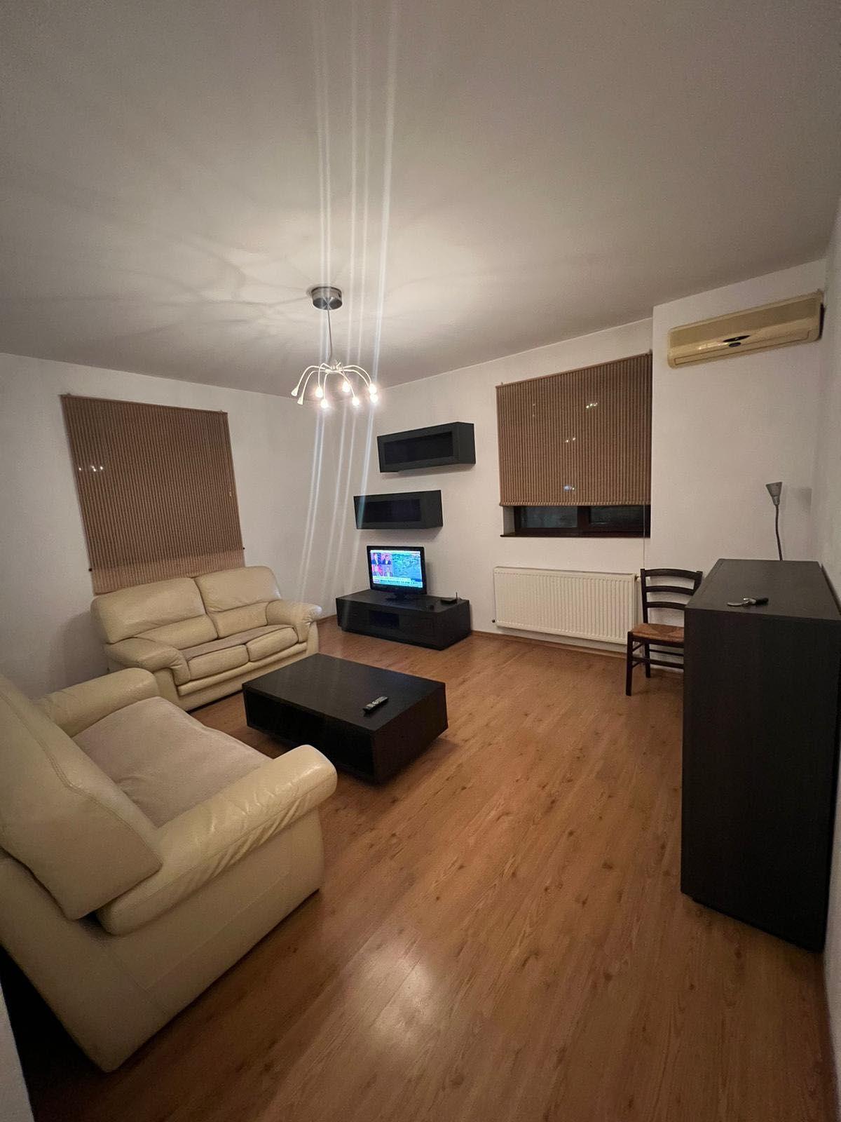 Vand apartament de 3 camere in Complex Jupiter - imagine 1
