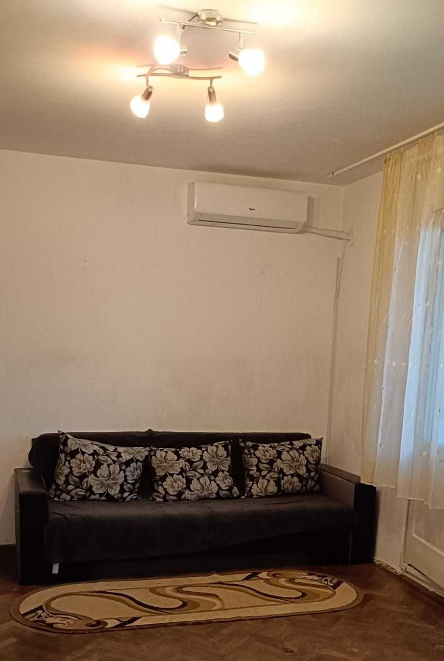 apartament 3 camere - Sector 4