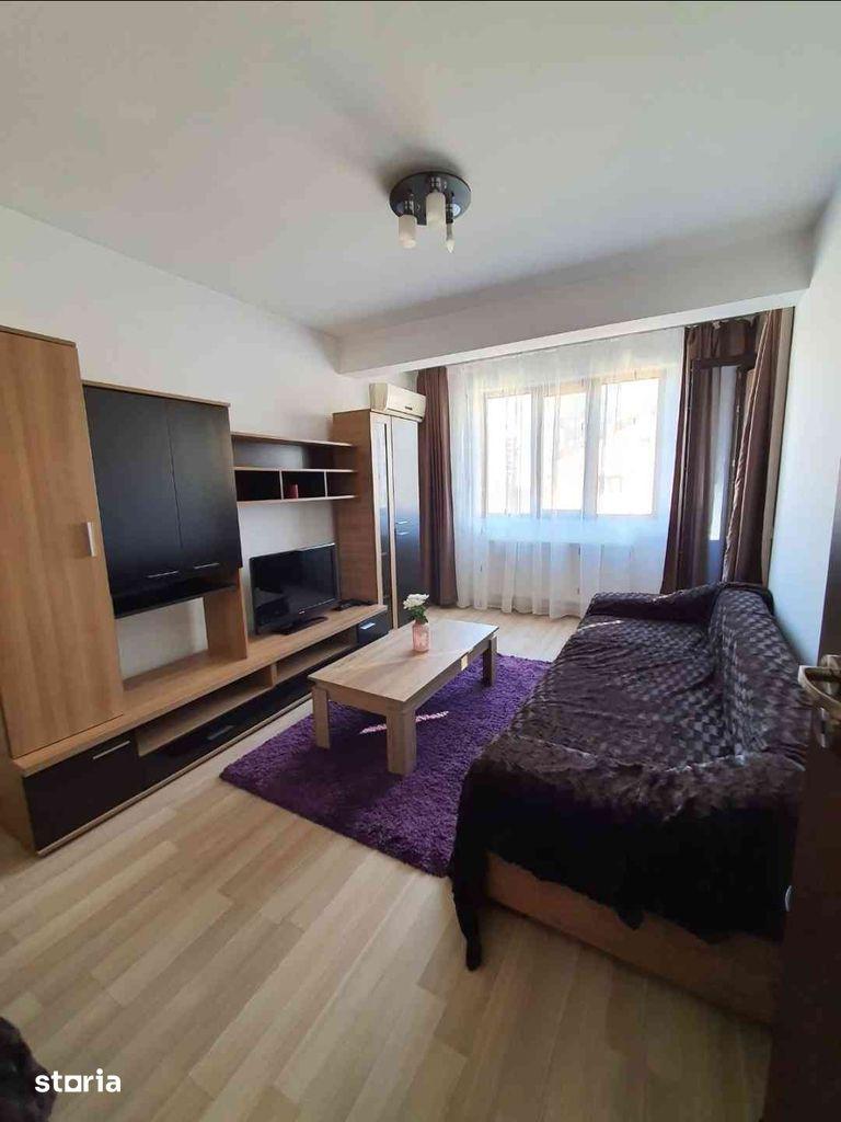Garsoniera decomandata, direct Proprietar