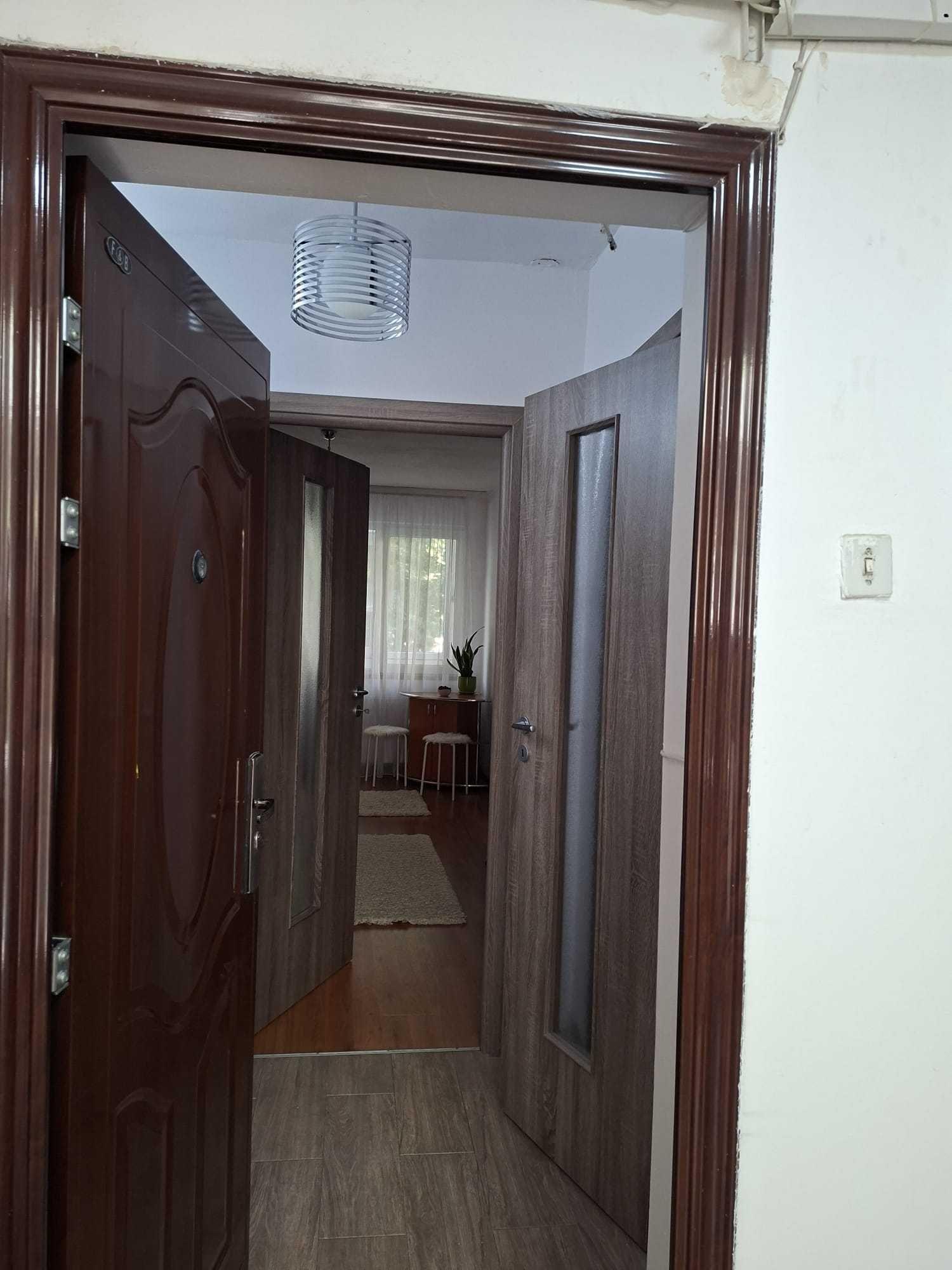 Vind Garsoniera   str Basmului,sector6,Bucuresti - imagine 1