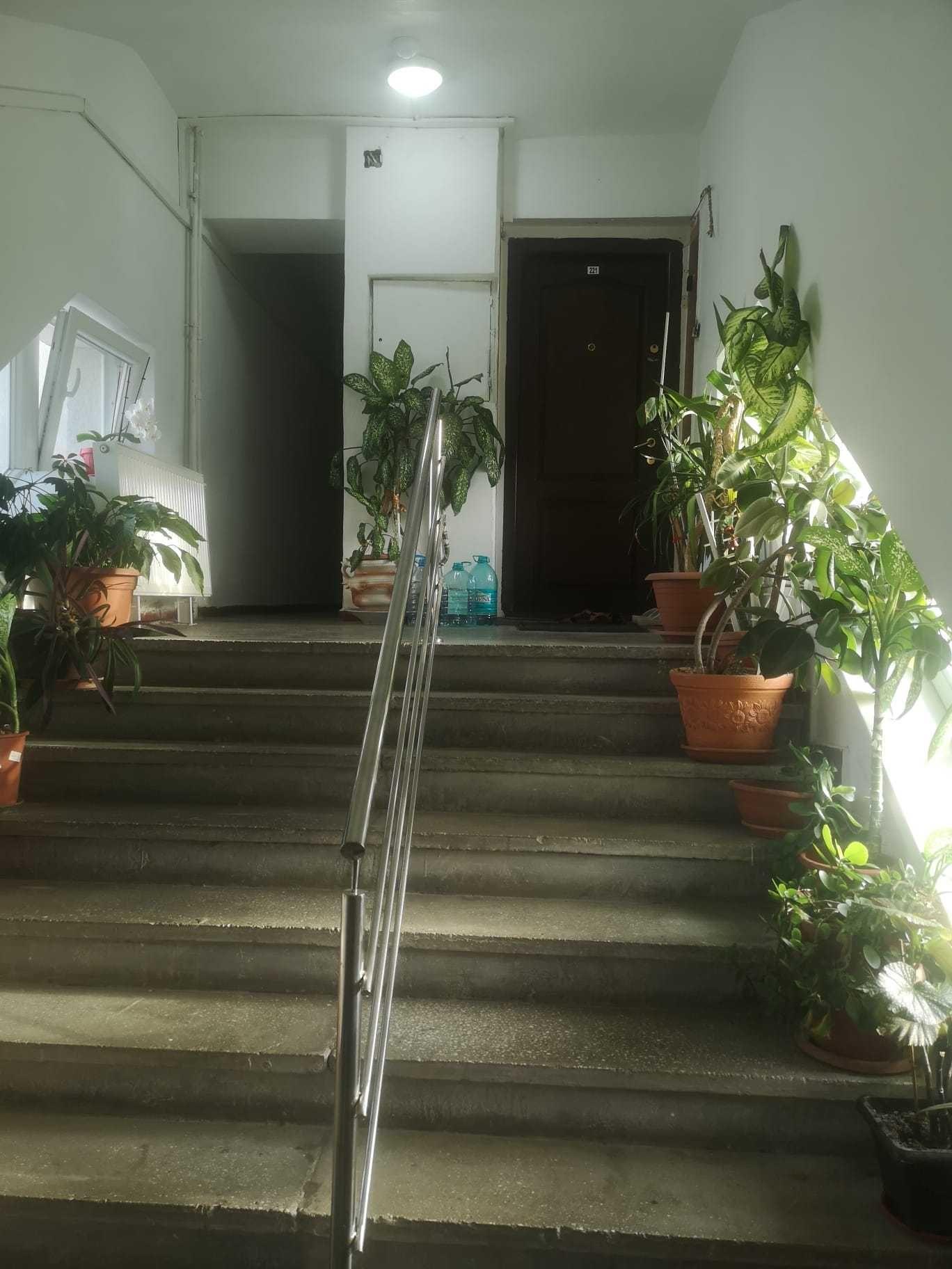 Carrefour Lujerului, Apartament decomandat, 3 camere, la bulevardul Iuliu Maniu