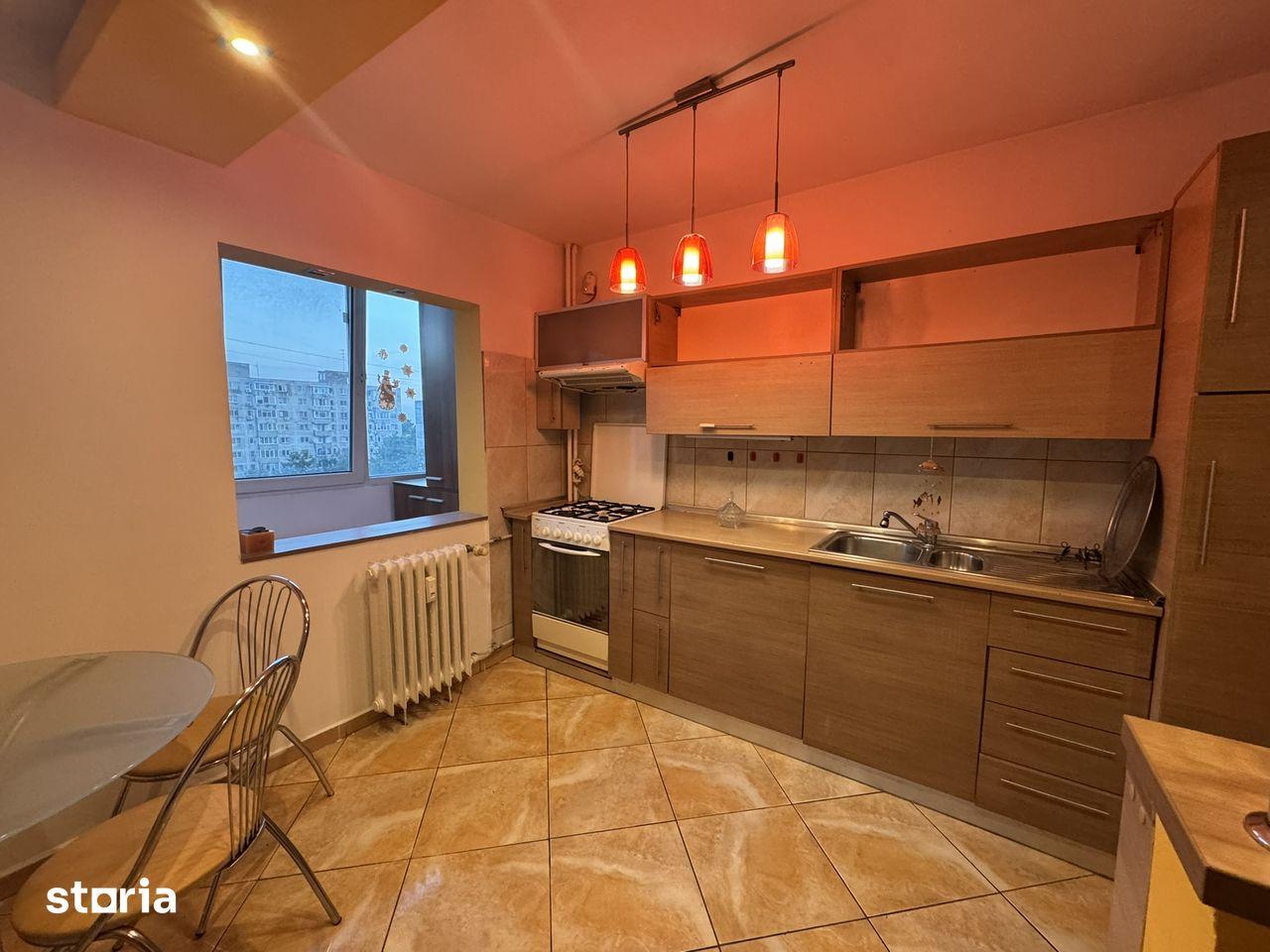 Apartament 3 camere, decomandat, 70mp,balcone și lift - Drumul Taberei - imagine 1