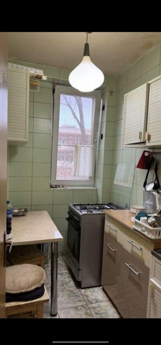 Apartament 4 camere de închiriat - imagine 1