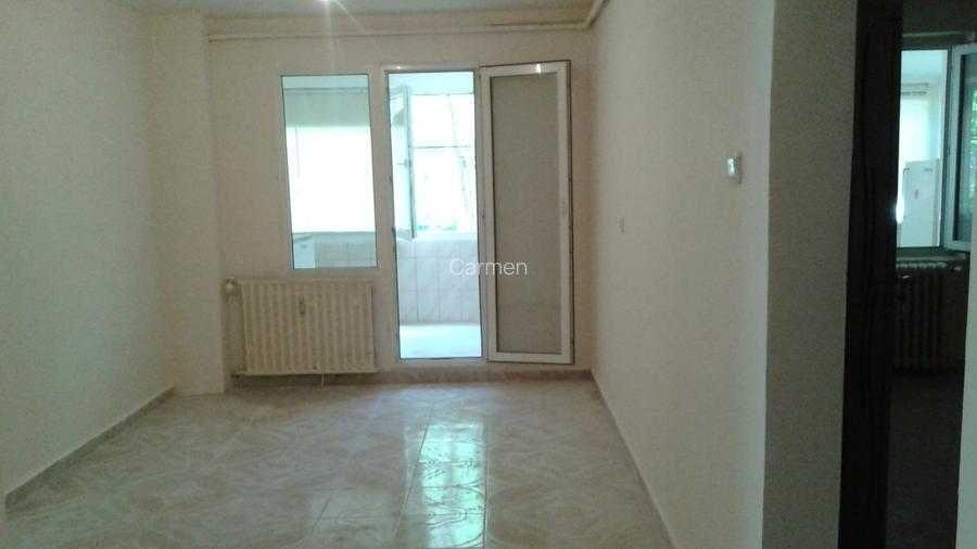 Închiriez apartament 5 camere Crângași - imagine 1