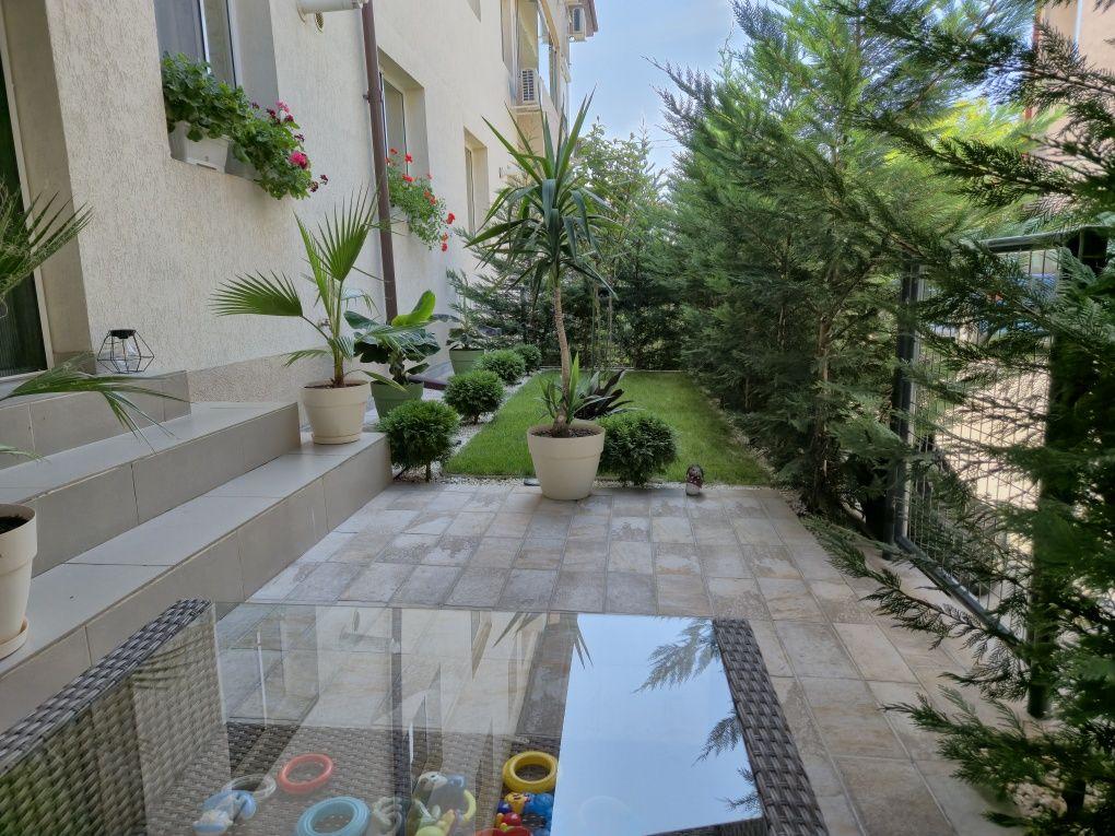 Apartament parter, 2 camere cu gradina proprie. Se vinde complet mobilat si utilat. - imagine 1