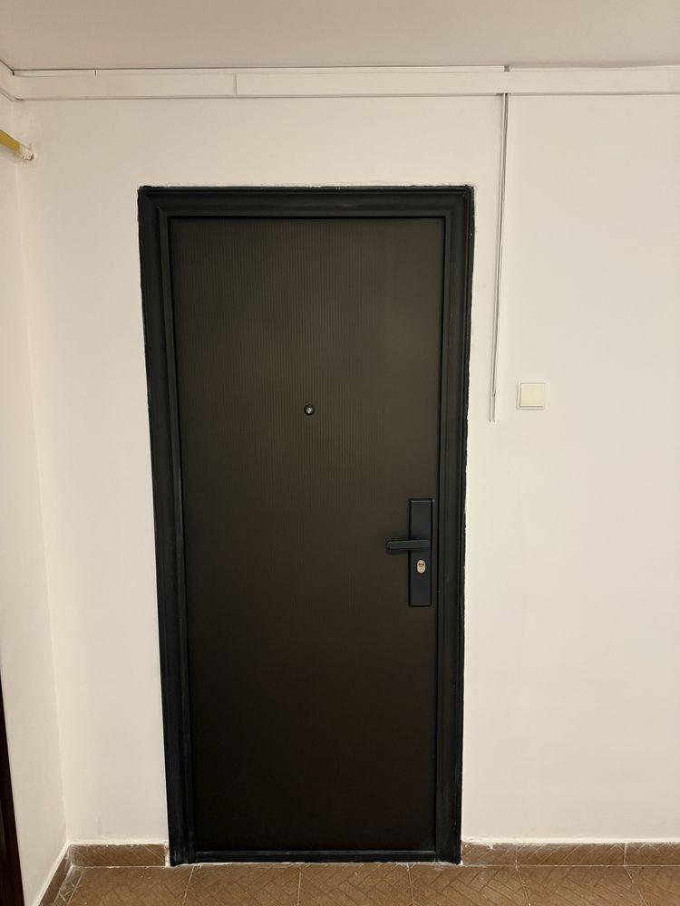 Garsoniera spatioasa cu  două camere. 44.3 m2