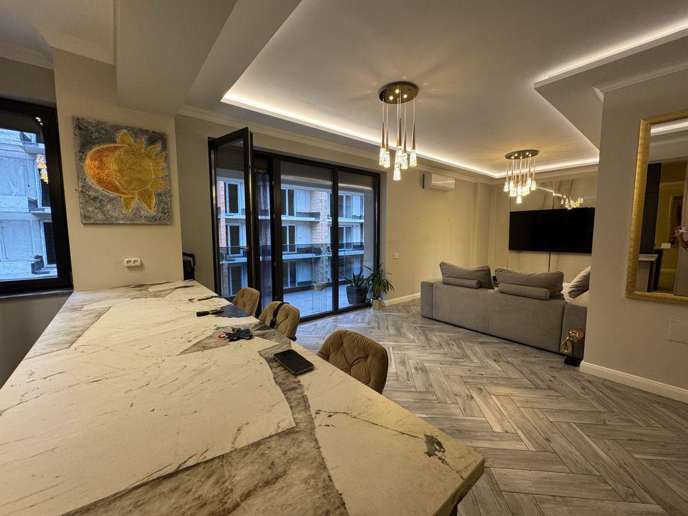 Apartament modern cu 3 camere și terasă generoasă | Loc de parcare subteran inclus | Via Pipera - imagine 1