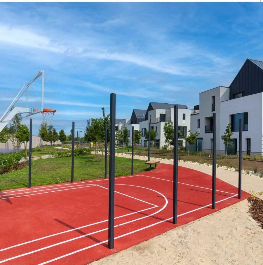 TOWNHOUSE cu 5 dormitori in Ansamblu Securizat cu Parc - imagine 1