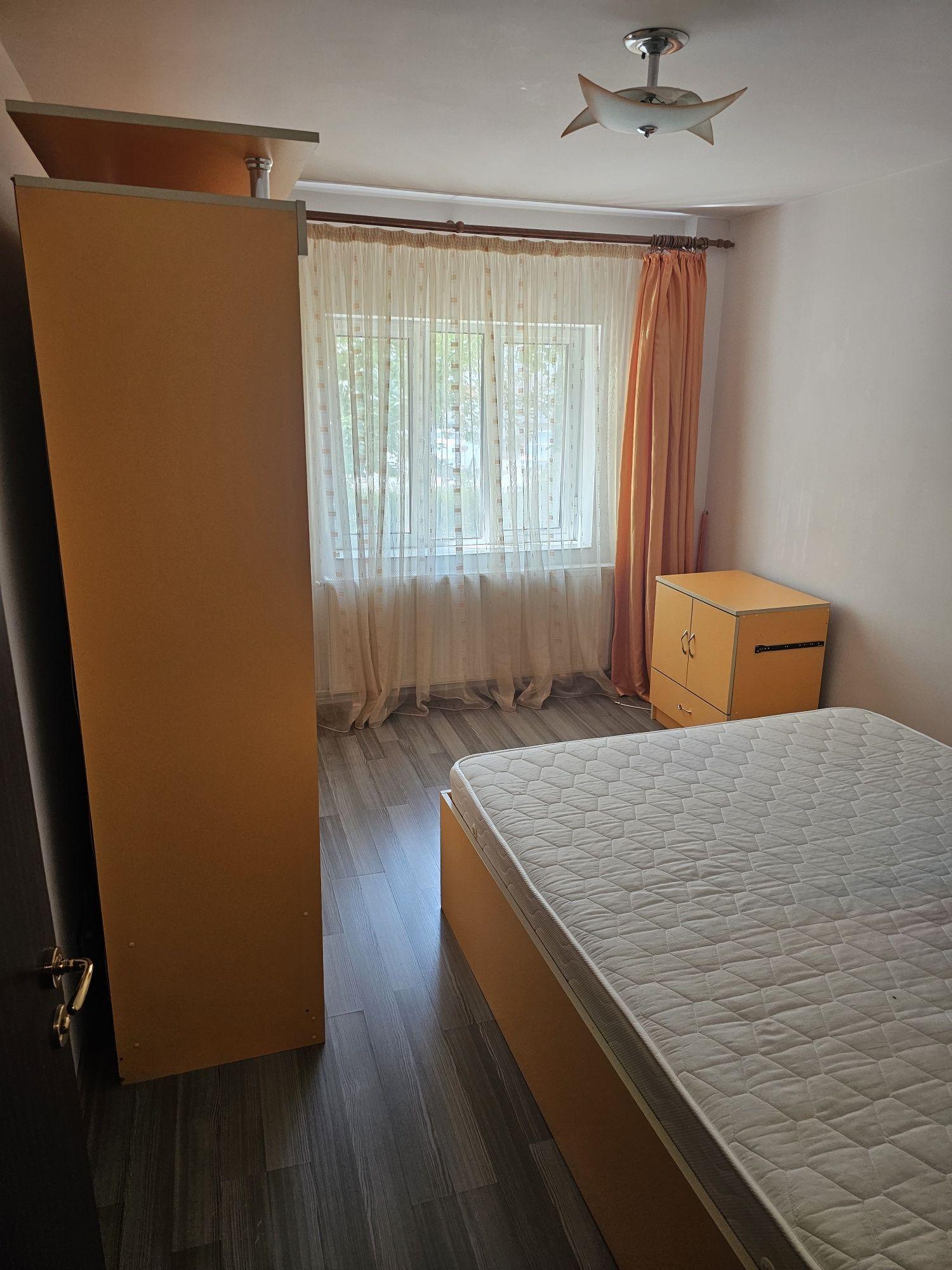 Garsonieră decomandată – Trivale, - imagine 1