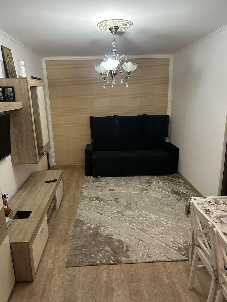Vind apartament 2 camere - imagine 1