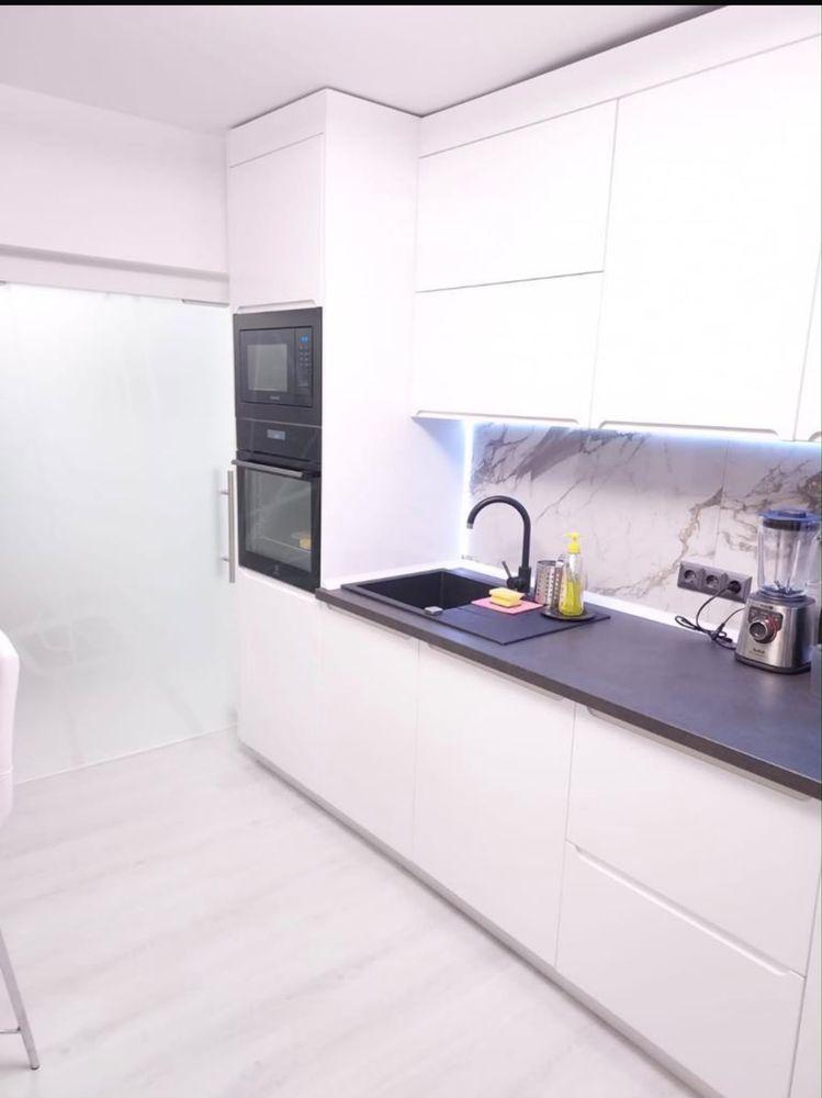 Vand Apartament 3 Camere - imagine 1