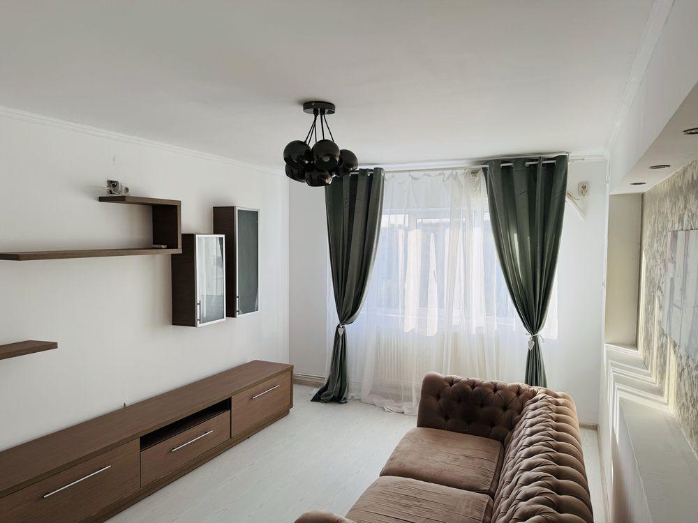 Inchiriez apartament 2 camere strada Sfanta Vineri - imagine 1
