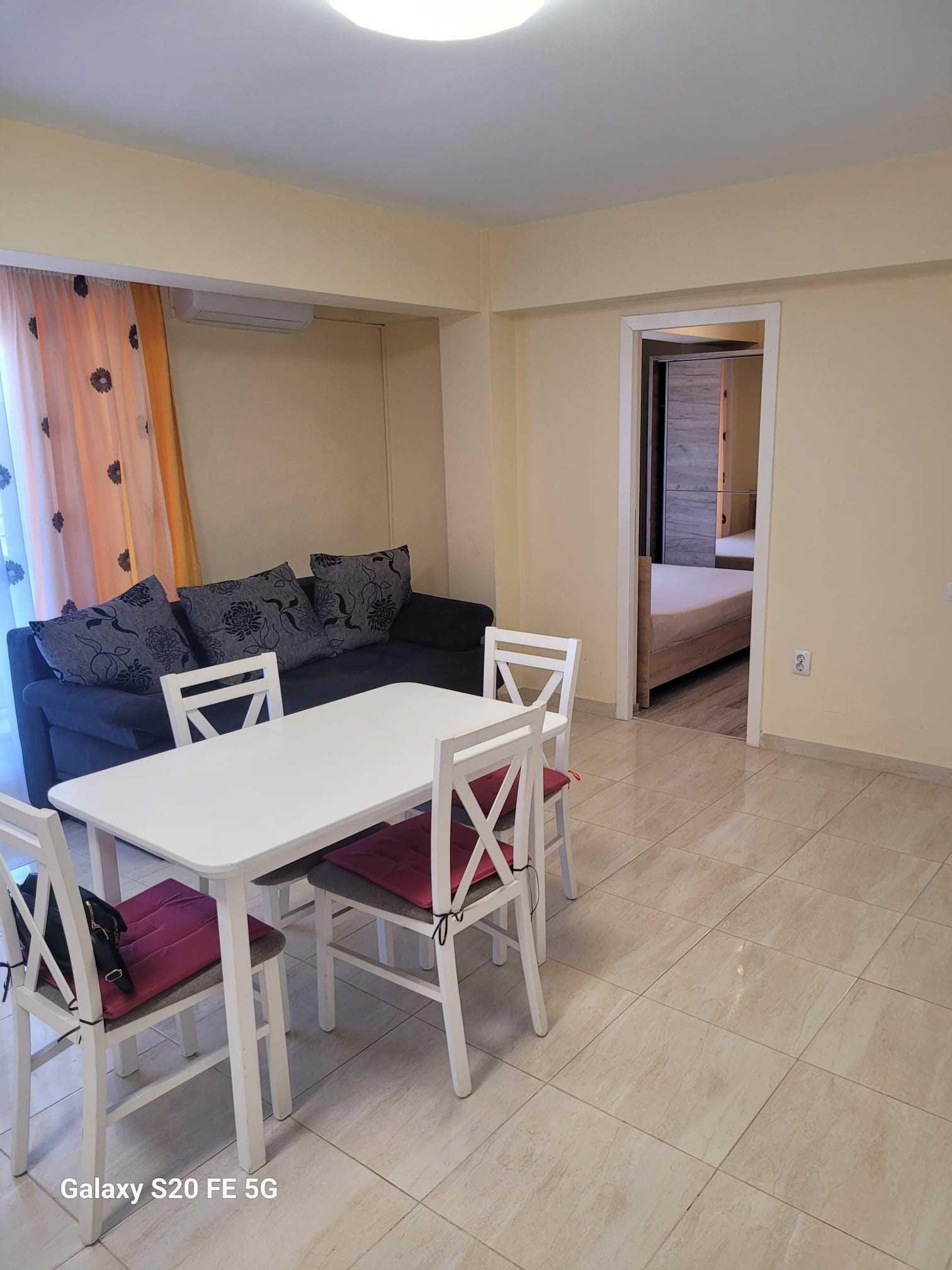 Închiriez apartament 2 camere